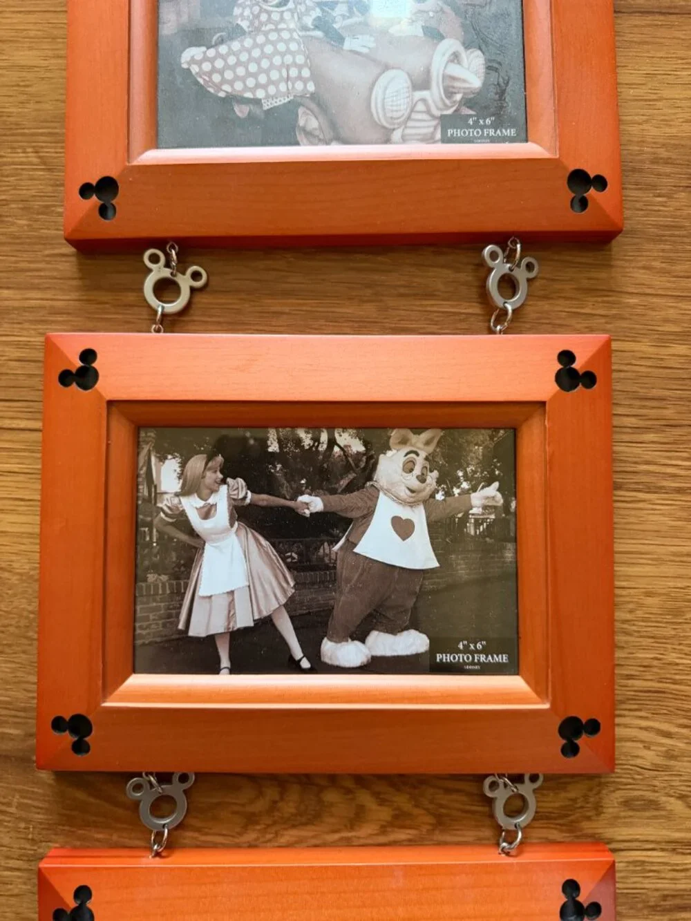 Disney Parks wood picture frames 3 4x6 Mickey & Friends Hanging charms links